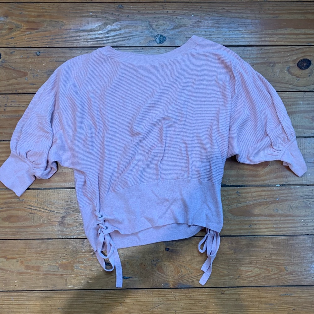 PINK GAP SWEATER